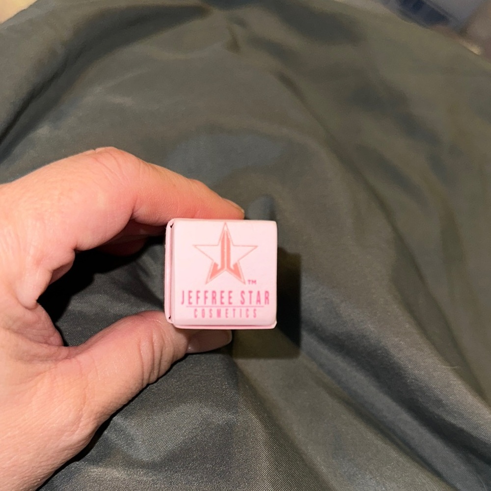 Jeffree Star Pink Lipstick